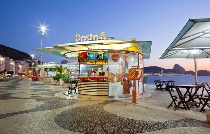Kiosks-Copacabana-beach-fv0172.jpg